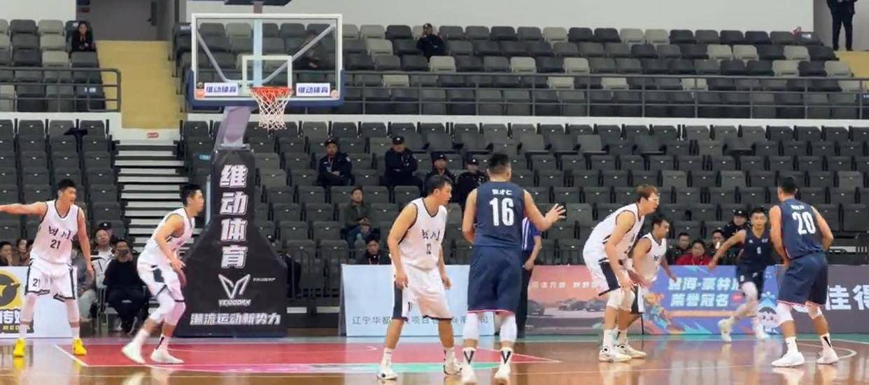 四川队绝杀热火，胡金秋状态火热