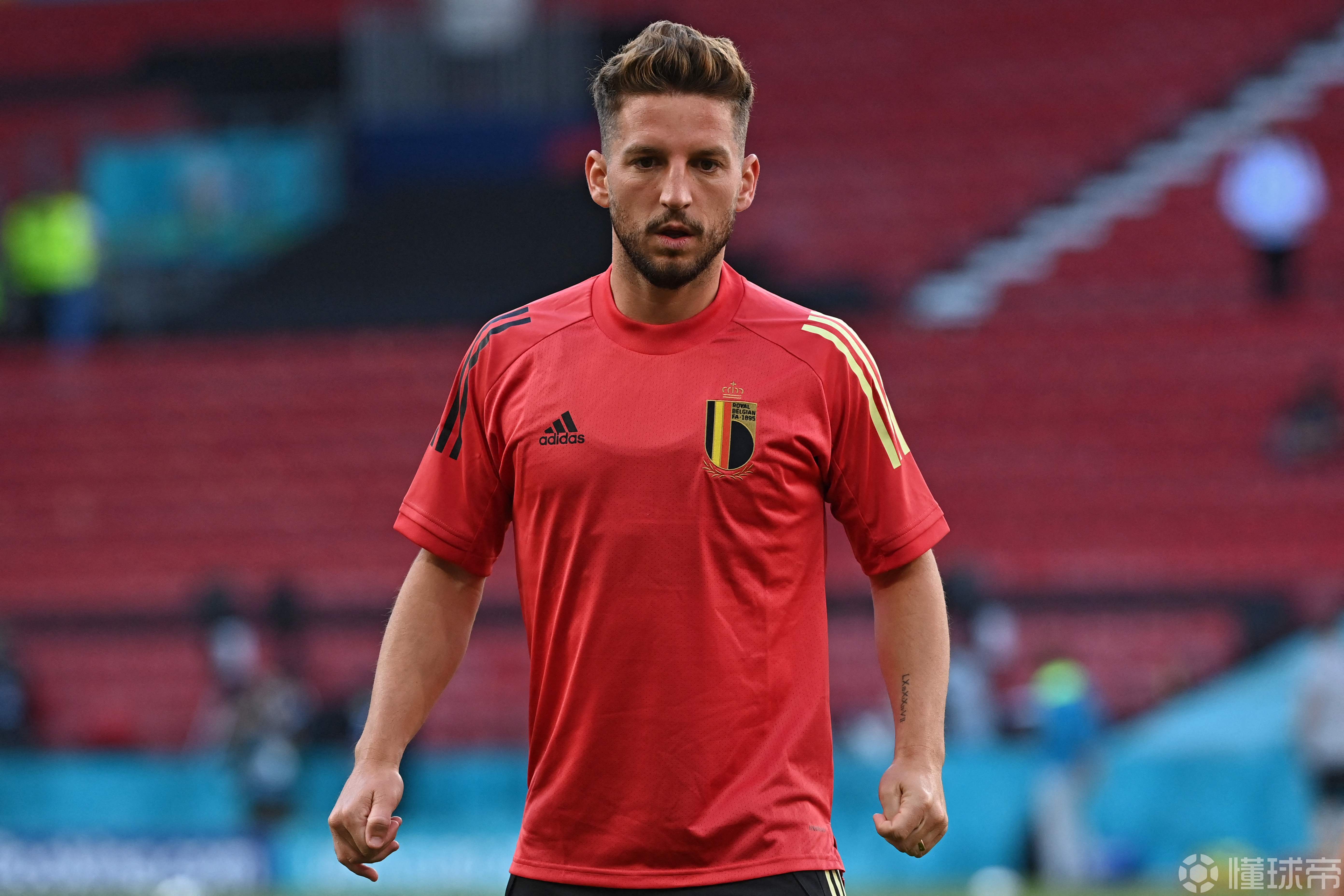 爱游戏2026-丹麦队碾压中国队，黄鸭组合刷新纪录