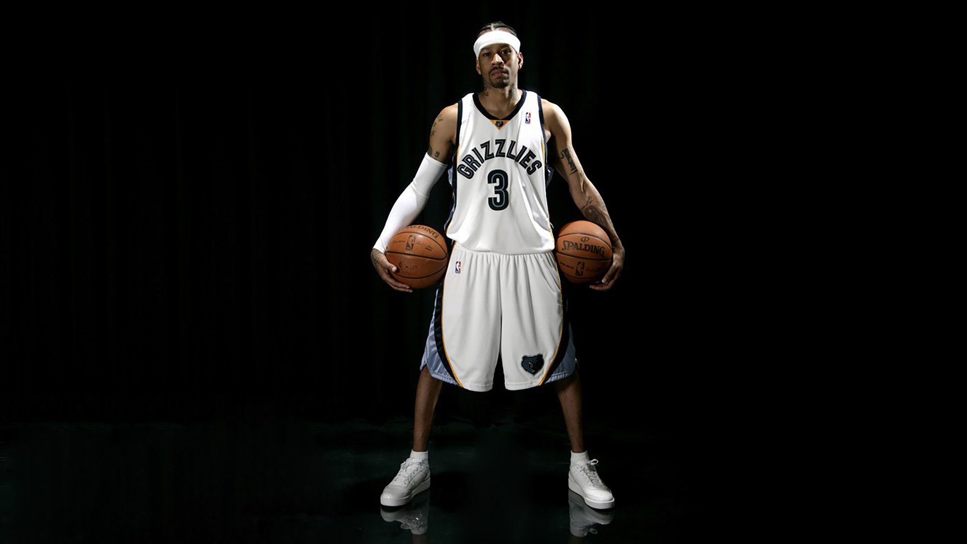 赛道之外，绿茵之上，哈兰德在F1揭幕战之夜的跨界光芒